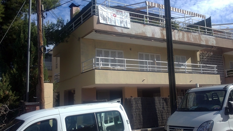 Rehabilitación de fachadas en Segur de Calafell, C/Pinar, 10