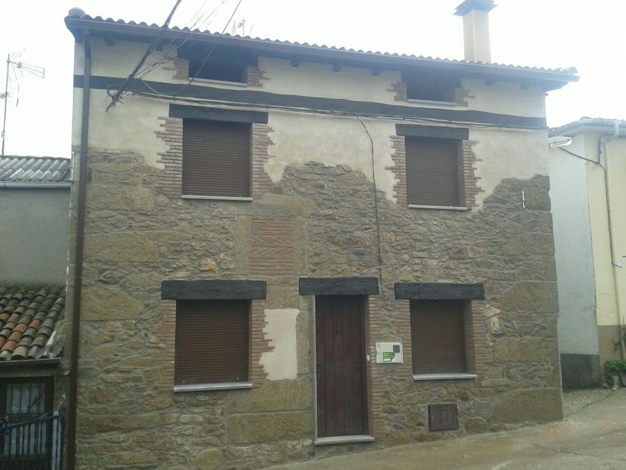 REHABILITACIÓN FACHADA EN VIVIENDA