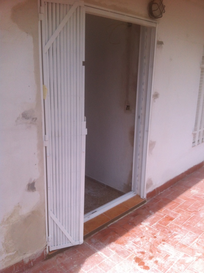 REJA EXTENSIBLE