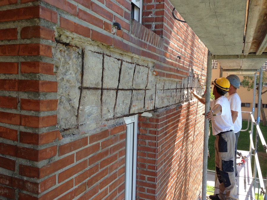 Reparación y refuerzo de fachadas en Santander-Torrelavega