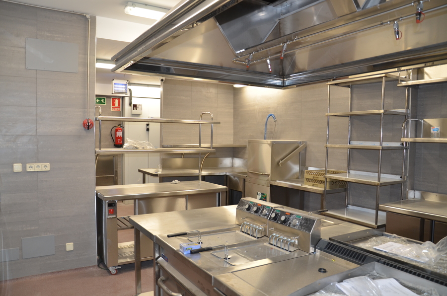 RESTAURANTE TODO CARNE - COCINA