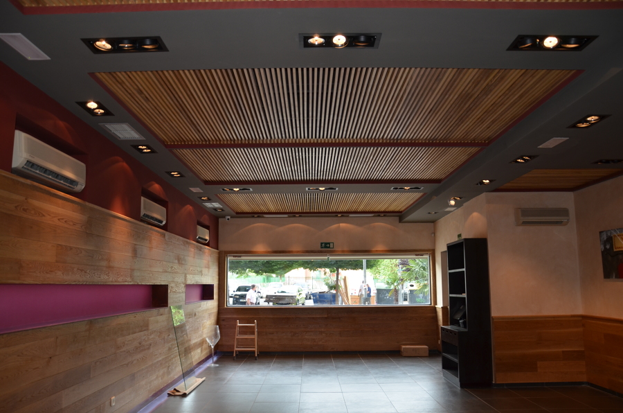 RESTAURANTE TODO CARNE - SALÓN COMEDOR