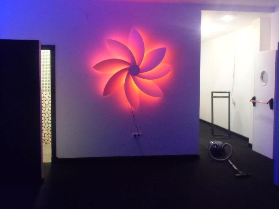 rosa led