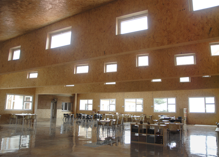 Sala polivalent 03