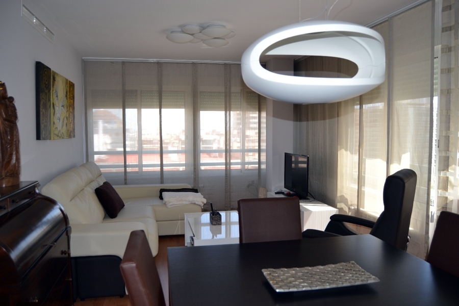Salón Iluminate