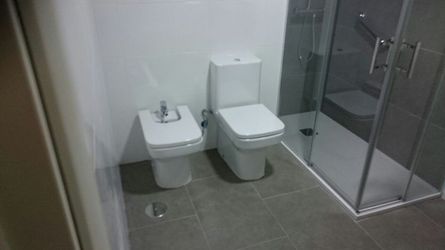 Sanitarios y suelo
