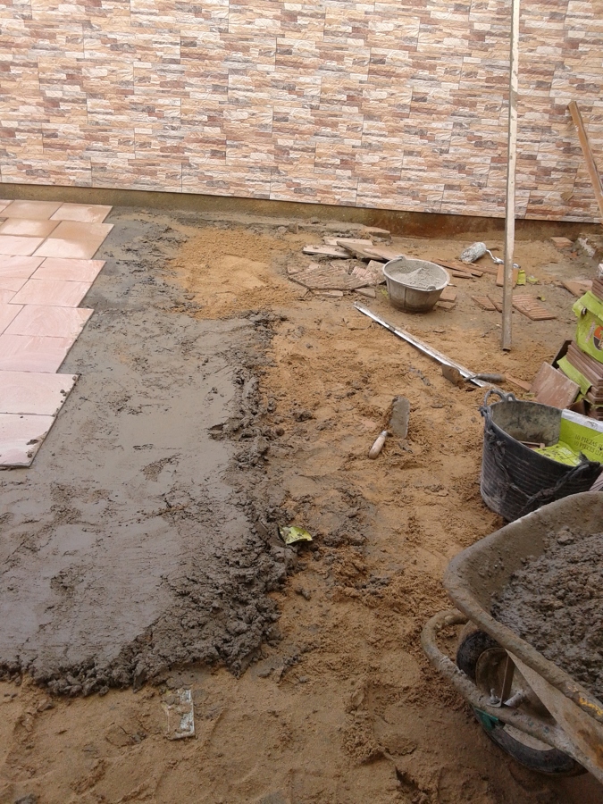 Solado, Alicatado de Zócalo y Pintura de Patio en Almendralejo Ideas