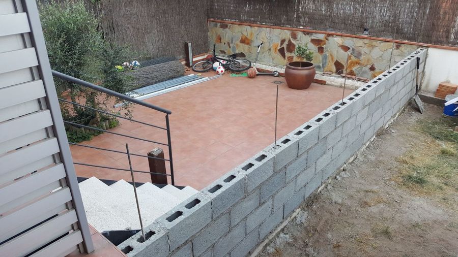 Subiendo el muro
