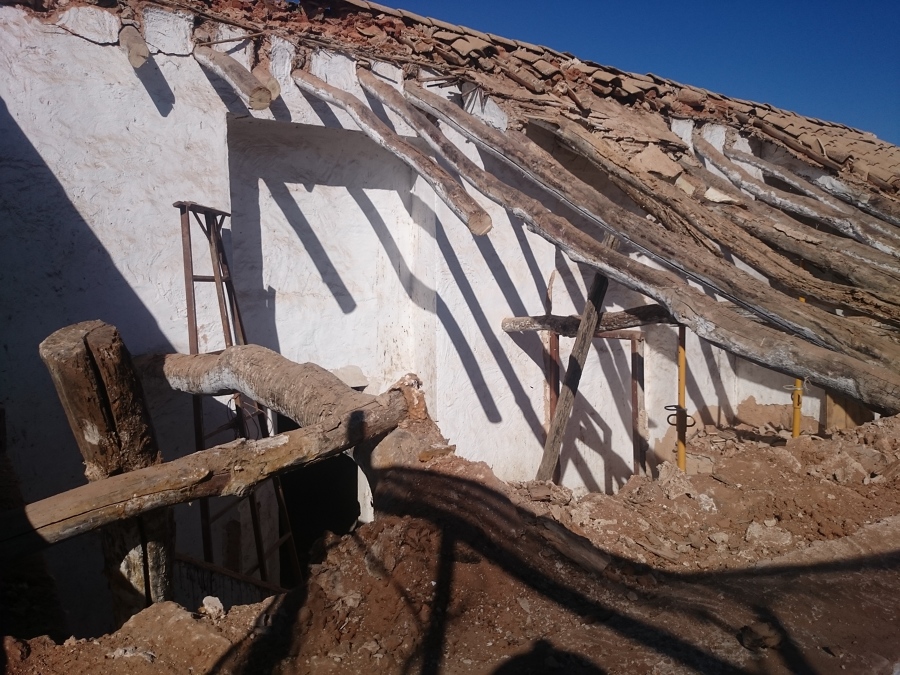 Foto: Colocacion de Tejas de Multiservicios Pijirry #1691776 - Habitissimo