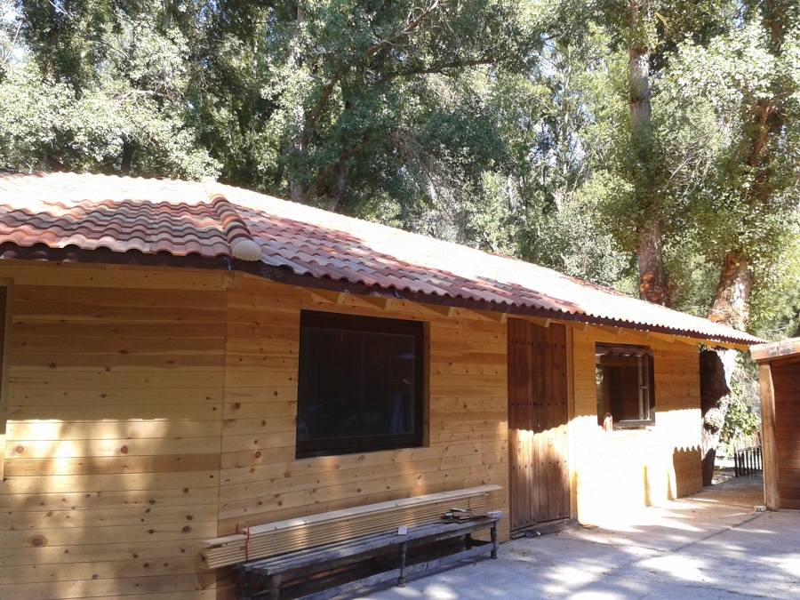 Tejado de Caseta de Madera en Madrid | Ideas Albañiles