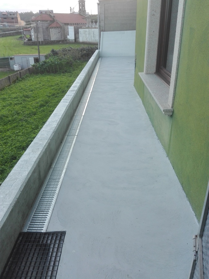 Construcción de Muro Hormigón Patio Trasero | Ideas Construcción Muros