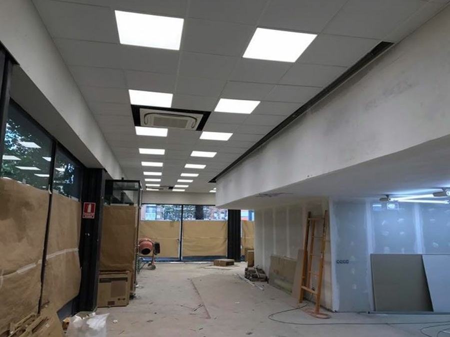 Tienda en obra
