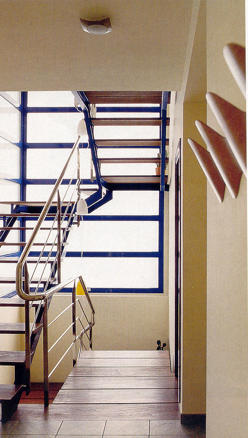 Unifamiliar en revista CASA VIVA_escaleras