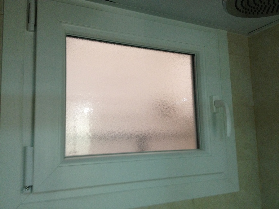 Ventana baño principal