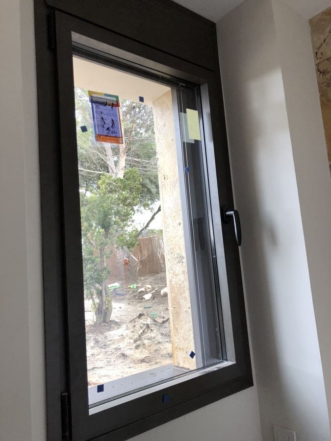 ventana oscilobatiente una hoja oculta