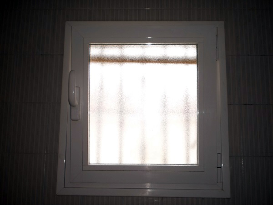 Ventana para baño