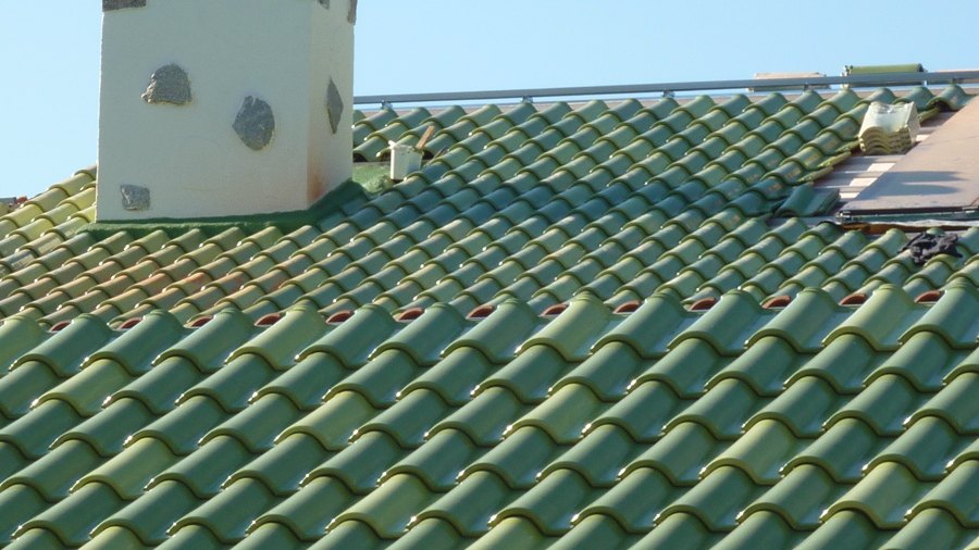 Doble Cubierta con Teja Esmaltada "la Casa Verde" | Ideas Tejados