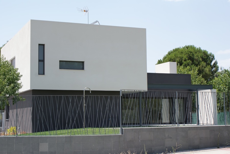 VIVENDA UNIFAMILIAR