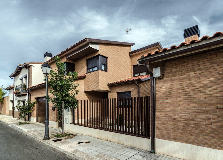 Vivienda Unifamiliar, Garaje y Bodega en Olvega (soria) | Ideas