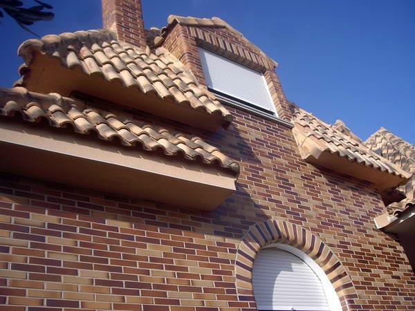 VIVIENDA UNIFAMILIAR