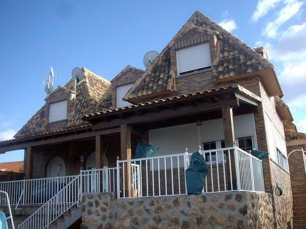 VIVIENDA UNIFAMILIAR