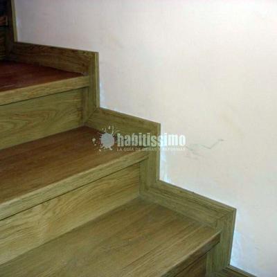 Forrado de escalera con laminado de Quick Step