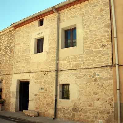 Restauración De Vivienda En Castillejo De Robledo (Soria)