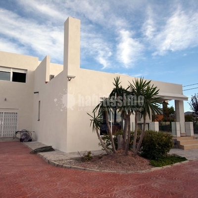 Reformas De Chalets, Casas De Campo y Viviendas Unifamiliares