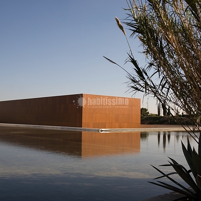 Museo Universidad De Alicante - Fachada Ventilada Parklex