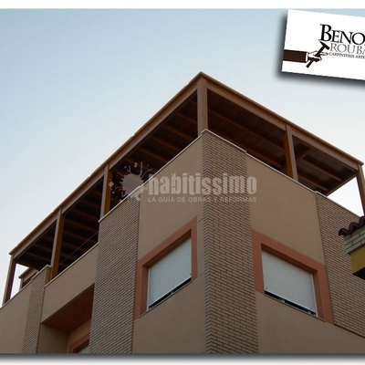 Cerramiento De Terraza, Construcción De Casa De Madera