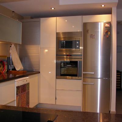 Cocina abierta al salon