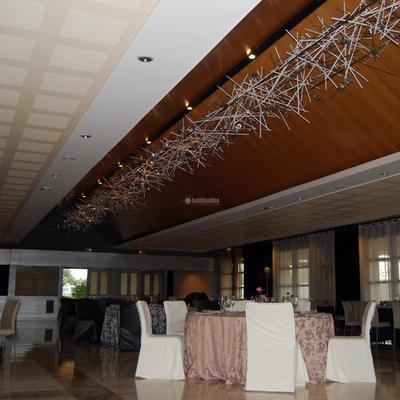 Creación y diseño para lámpara en sala de banquetes