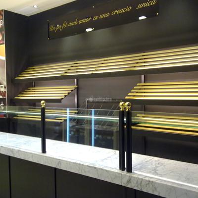 Reforma locales comerciales panaderías degustación Artesano Fabra i Puig 252  Barcelona