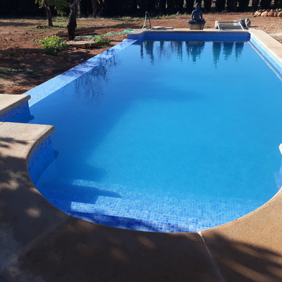 Piscina de estilo romano