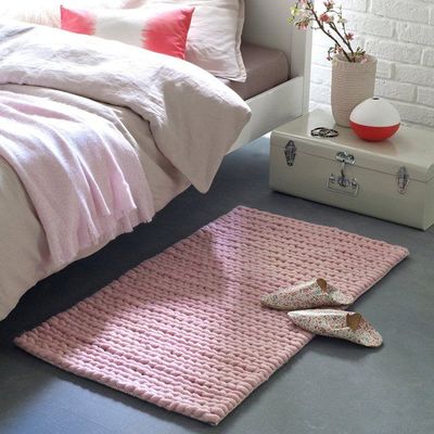 Da calidez a tu casa con tu propia alfombra DIY