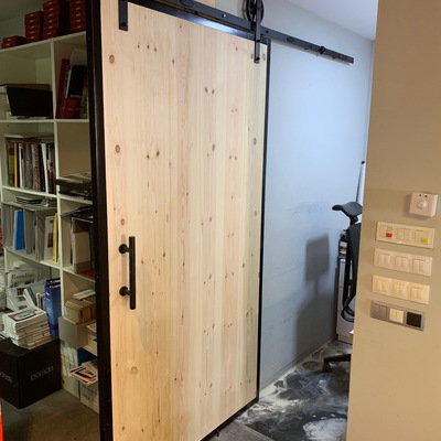 INSTALACION DE PUERTA TIPO GRANERO