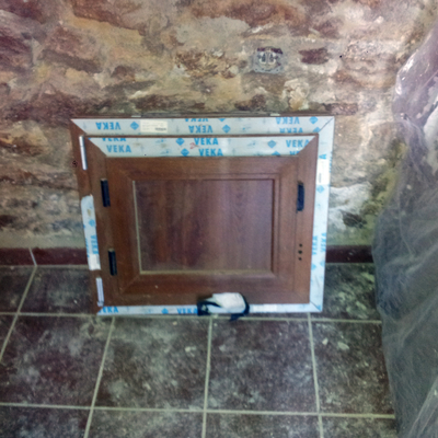 Apertura de hueco para colocación de ventana.