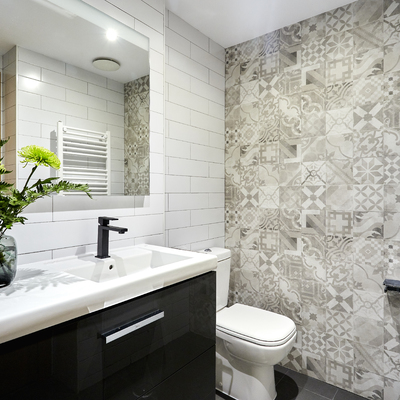 Baño Completo de Estilo Contemporáneo (Madrid)