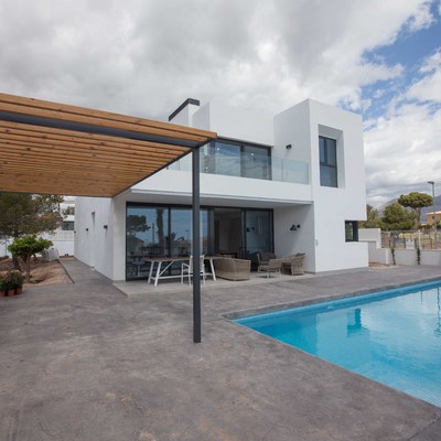 Barbacoa con pérgola