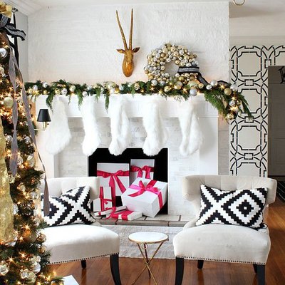 salón con decoración navideña