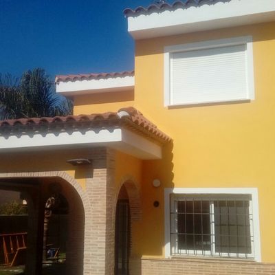 PINTURA MONOCAPA PARA CLIMAS EXTREMOS