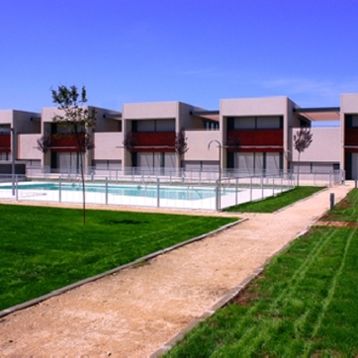 Casas Patio. Pinto