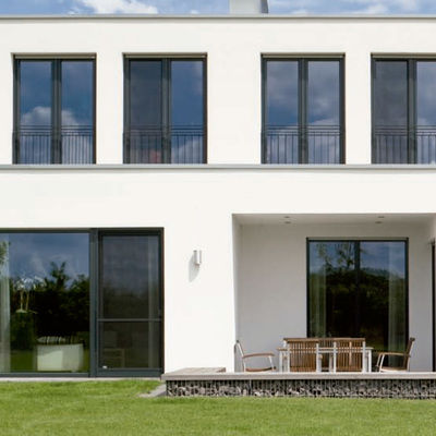 CERRAMIENTOS VIVIENDA UNIFAMILIAR GAVA