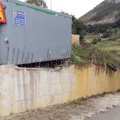 Construccion De Muro De Hormigon