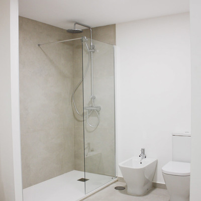 Cuarto de baño - plato de carga mineral