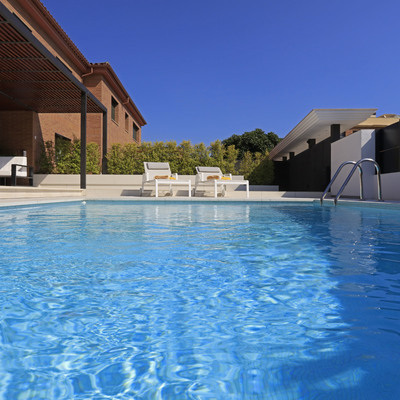 DETALLE PISCINA