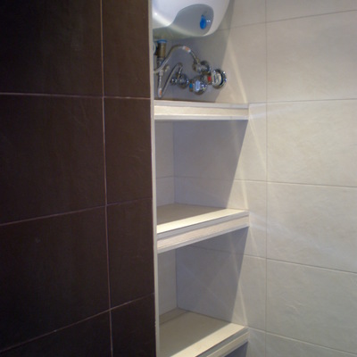 Estanterias de obra(gres y aluminio)