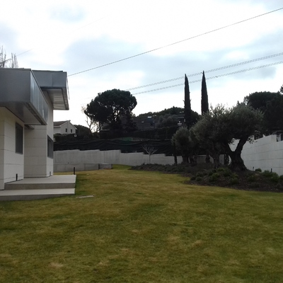 FACHADA A JARDIN