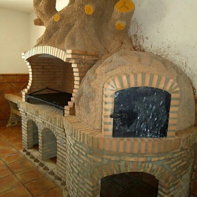 Horno de leña y barbacoa 