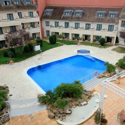 Hotel 4